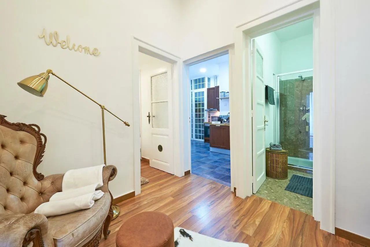 Апартаменты Casa Portuguesa Conceicao Лиссабон 0*,